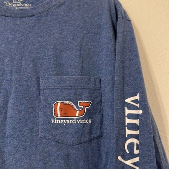 Vineyard Vines Whale Long Sleeve Football Graphic Tee Mens Large Crew Neck Blue - Picture 3 of 7
